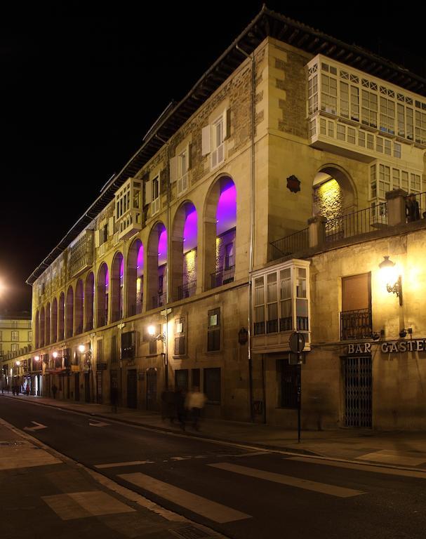 La Casa De Los Arquillos Витория Экстерьер фото
